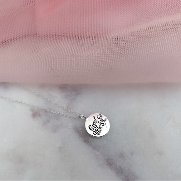 925 SS Good Vibes disc charm necklace - Picture 3 of 8
